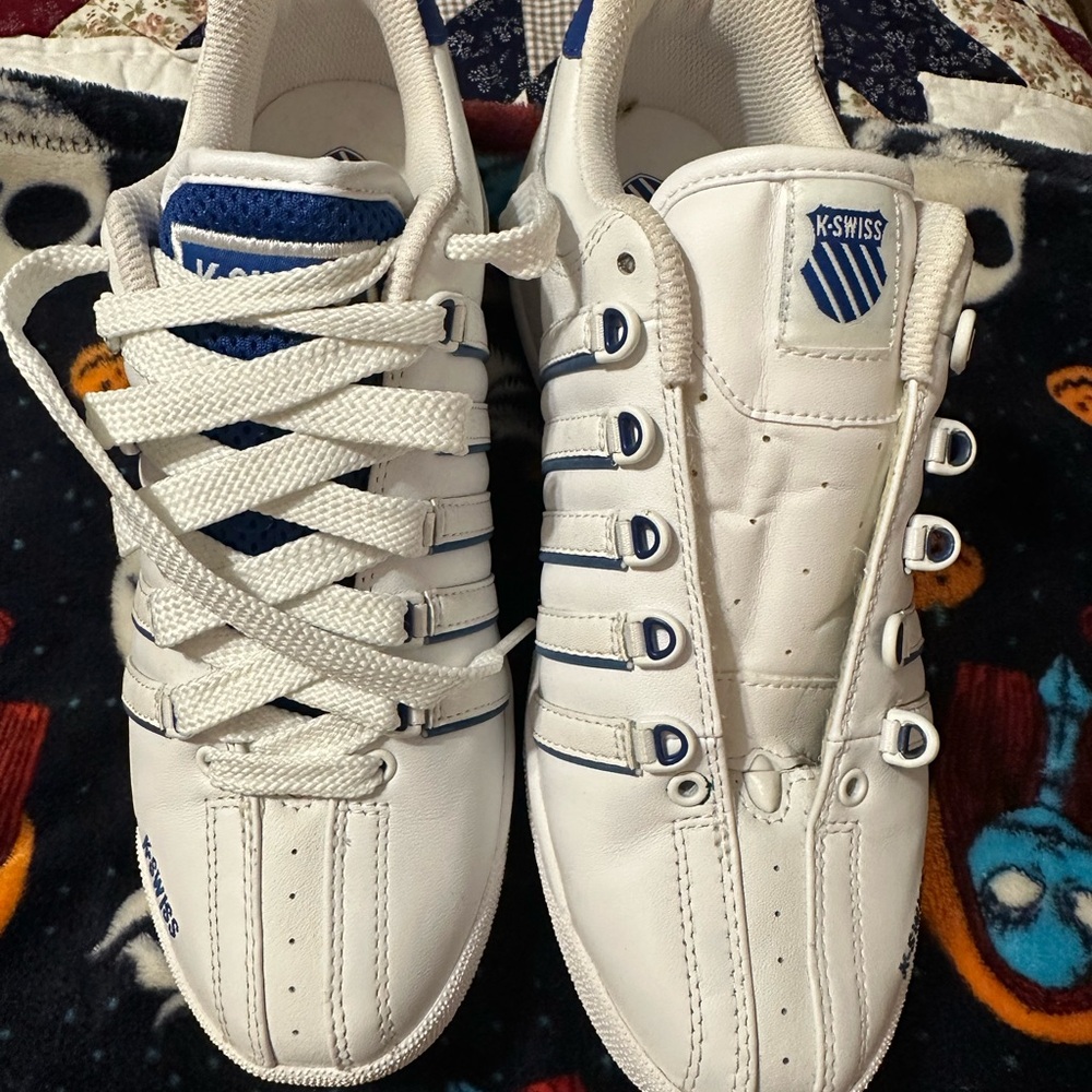 K-Swiss Classic White Sneakers with Navy Stripes - Picture 3 of 13
